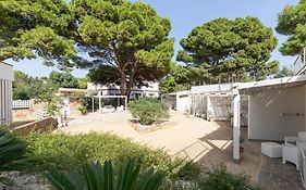 Angolo Mare Apartments & Rooms